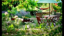 Skulpturālā svētlaime: ienesiet mieru jūsu āra oāzē