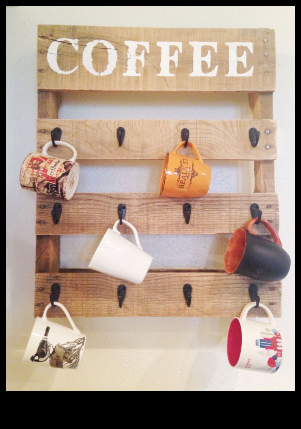 Reģenerēti koka izstrādājumi: pārstrāde ilgtspējīgai mājas dekorēšanai