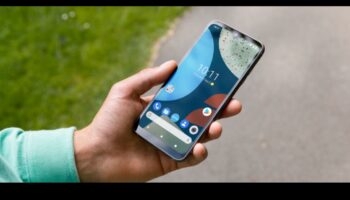 Nākotnei droši tālruņi: gaidām nākamo mobilo tehnoloģiju vilni