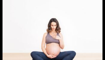 Starojoša relaksācija: maigi un nomierinoši grūtniecības vingrinājumi